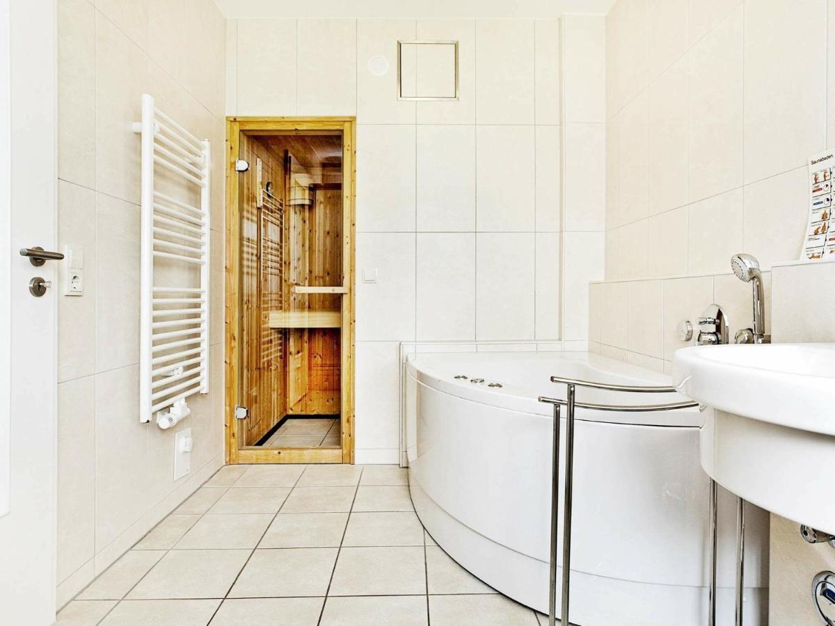 4 Person Holiday Home In Gro Enbrode Großenbrode エクステリア 写真